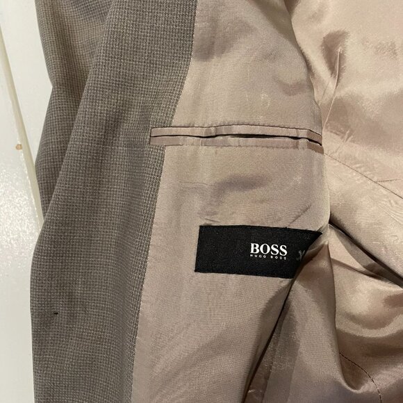 Hugo Boss 2 Piece Suit 40S (40R) Khaki/Light Brown - Picture 4 of 14